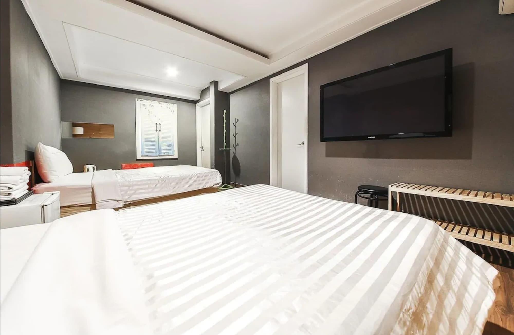 Hotel Biz Jongro - Insa-Dong Szöul Kültér fotó